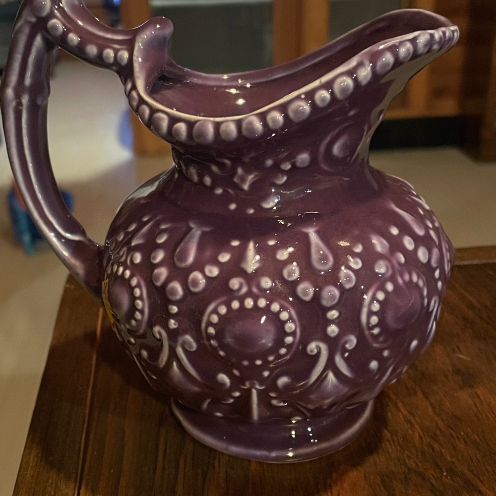 Camark Pottery Pitcher Embossed Ornate Purple Baroque Style Vintage - Picture 12 of 12